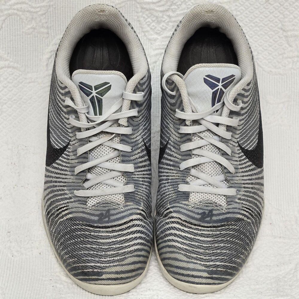 2015 Nike Kobe Mentality 2 Grey Striped Canvas Sneakers Mens 9 Basketball Shoes - Picture 3 of 10